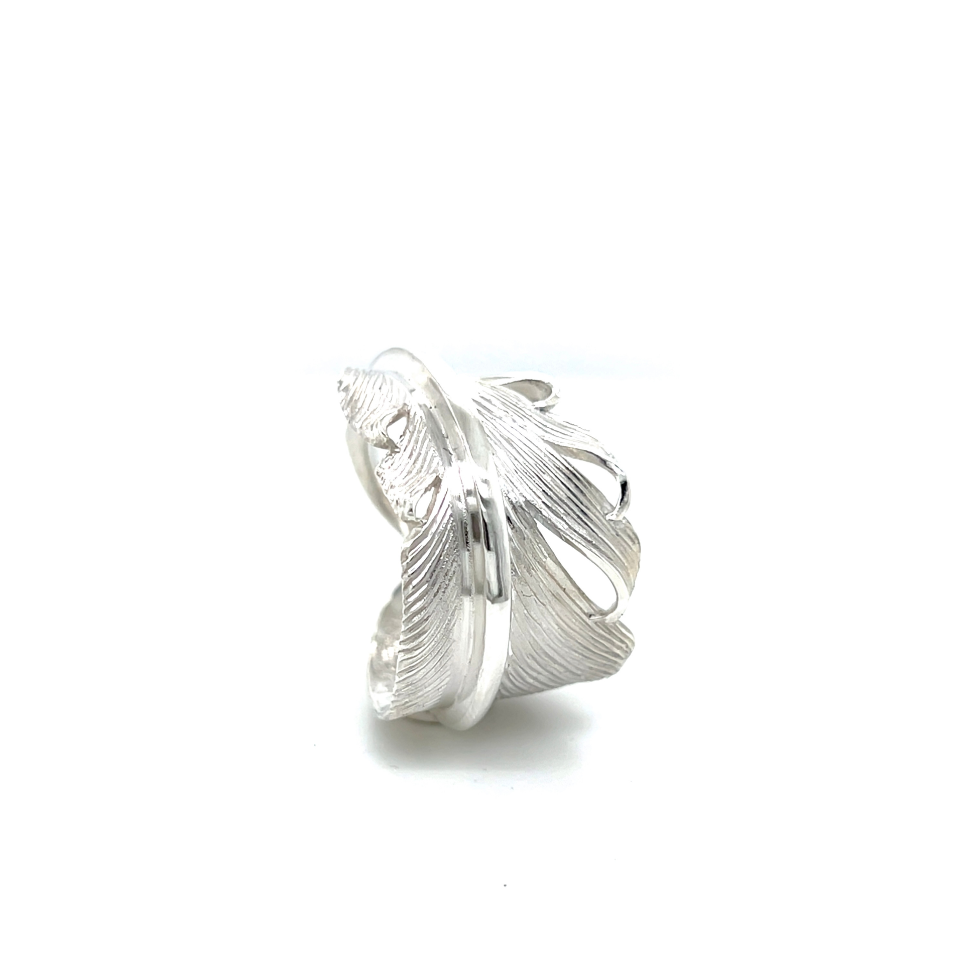 Jack Hsu Studio Made-to-Order Collection Repousse Feather Ring