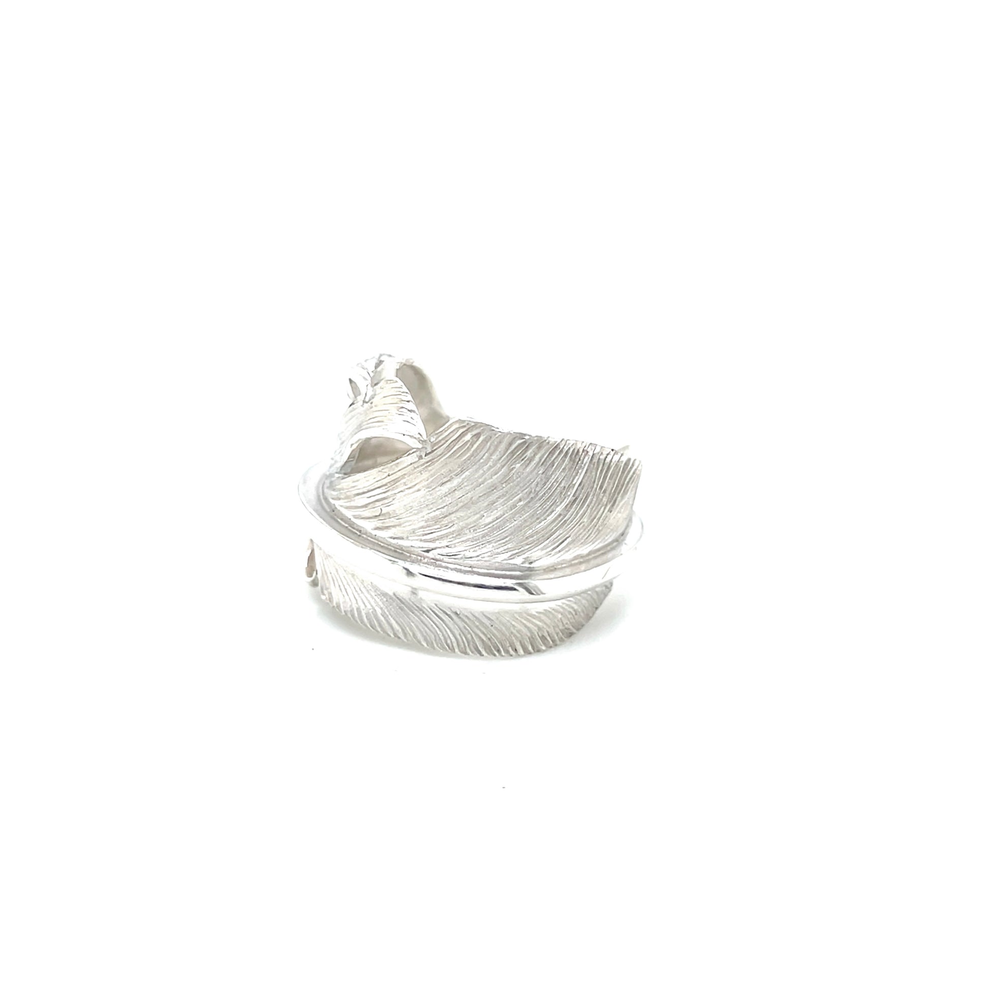 Jack Hsu Studio Made-to-Order Collection Repousse Feather Ring