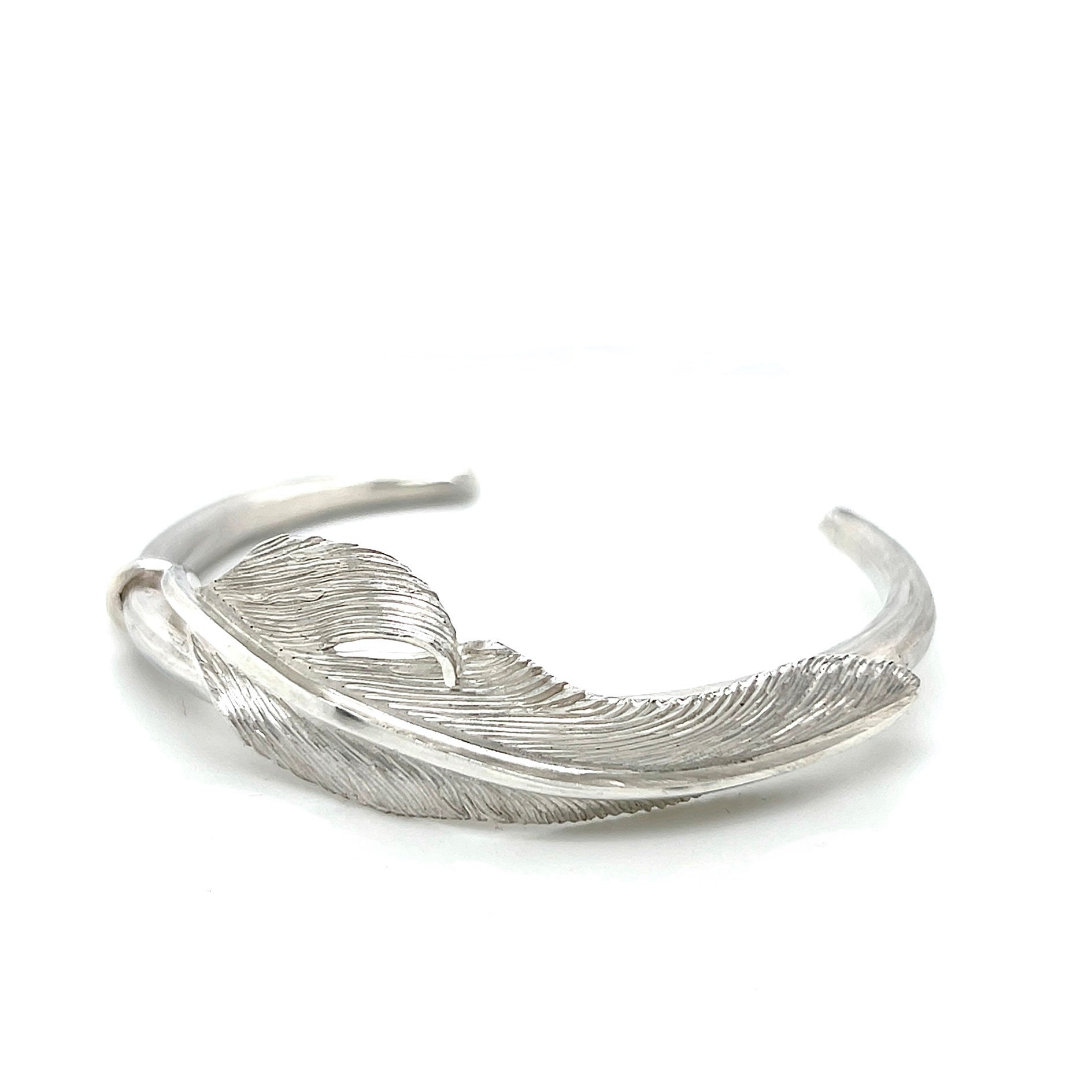 Jack Hsu Studio Made-to-Order Collection Repousse Feather Cuff